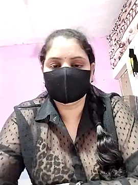 Snapshot of Ruksar-Pathan chatting on March 8, 2026, 7:28 pm Ruksar-Pathan online show from March 8, 2026, 7:28 pm