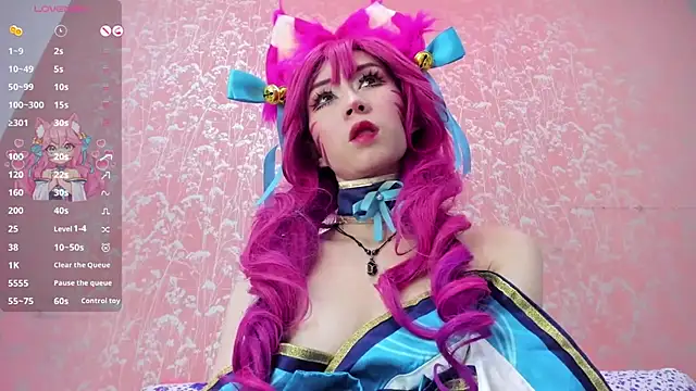 NEZUKO MITSURI online show from June 15, 2026, 6:07 pm