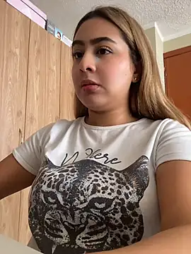 Miabonnett  online show from July 1, 2026, 3:12 pm