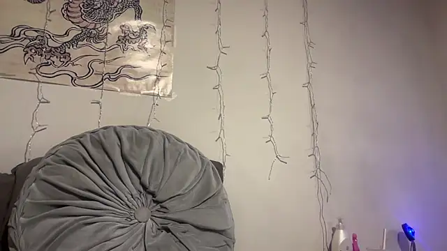 tsjaden777 online show from May 27, 2026, 1:57 am