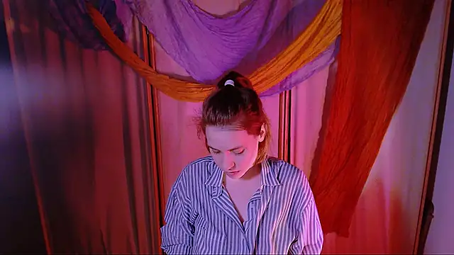 Malinax online show from December 14, 2025, 10:26 pm