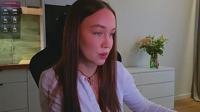 Snapshot of Emili1- chatting on February 23, 2026, 11:11 am Emili1- online show from February 23, 2026, 11:11 am