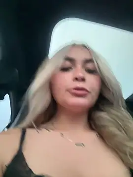 emma oxford online show from February 7, 2026, 11:02 pm