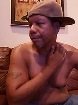 Snapshot of pimpdaddy4ever chatting on July 30, 2026, 3:49 am pimpdaddy4ever online show from July 30, 2026, 3:49 am