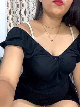 little shadow online show from September 19, 2025, 5:50 pm