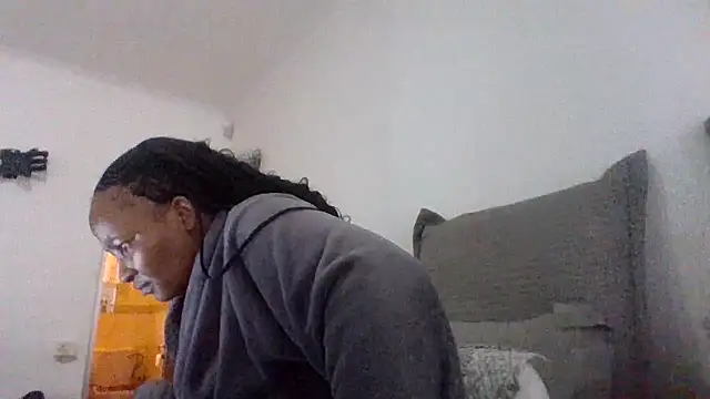 BabeAssXX online show from October 20, 2025, 8:04 am