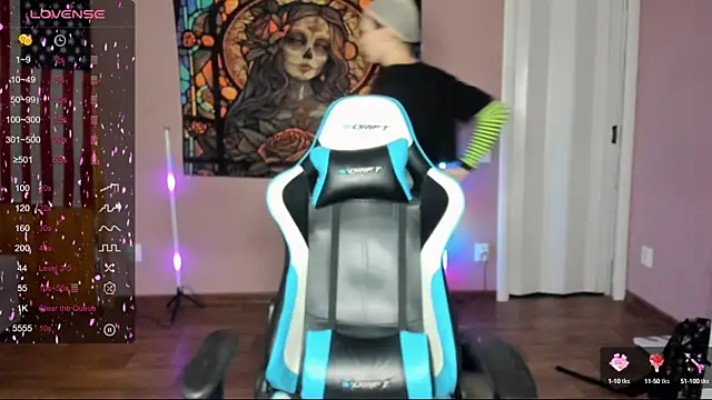 Project hisoka online show from September 12, 2025, 4:01 am