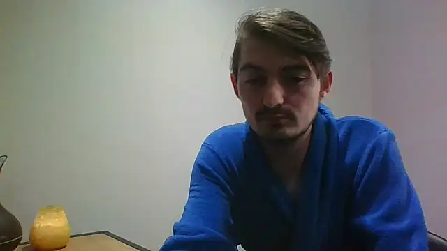 Wesleymodel online show from January 15, 2026, 7:17 pm