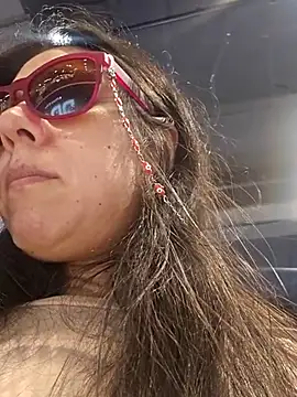 Reinacatchile online show from February 23, 2025, 6:56 pm