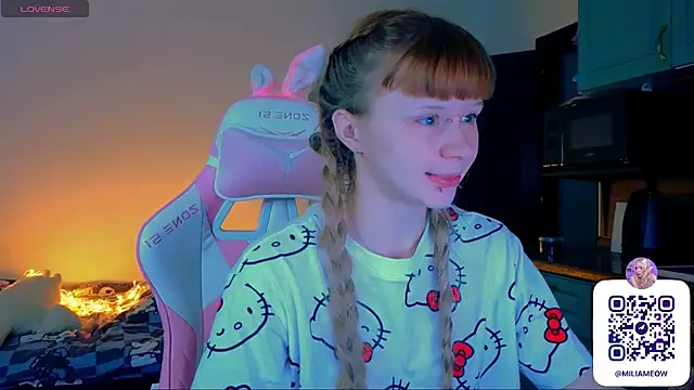 Milia Parker online show from October 8, 2025, 12:12 am