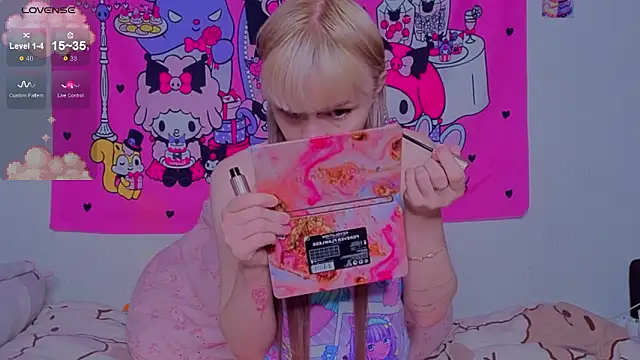 Snapshot of Milia_Parker chatting on February 8, 2026, 8:17 pm Milia Parker online show from February 8, 2026, 8:17 pm