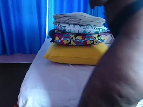 massive squirts online show from November 5, 2025, 11:24 am