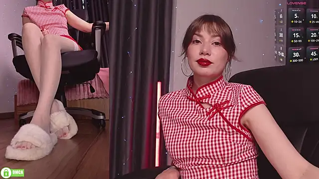 WendyyEmily online show from May 7, 2026, 7:23 am