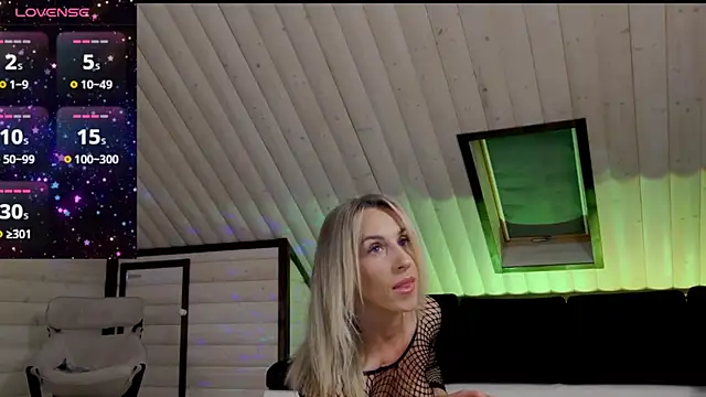 MissEla online show from September 28, 2025, 6:31 am