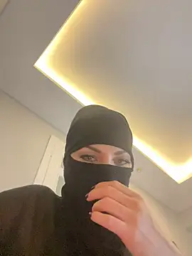 Amberonee31 online show from March 8, 2025, 10:56 pm