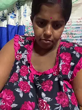 Beauty-queen online show from April 3, 2026, 1:50 pm