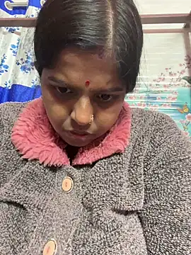 Beauty-queen online show from February 7, 2026, 1:52 pm