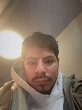 MynameisPaco online show from December 21, 2025, 5:25 pm