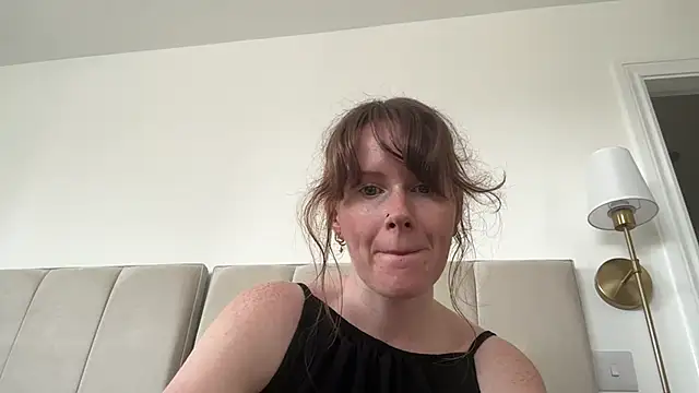 redheadrosie69 online show from July 10, 2026, 8:47 am