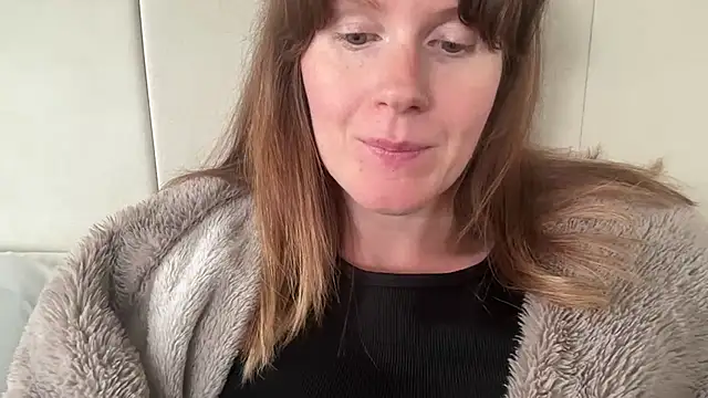 redheadrosie69 online show from July 3, 2026, 10:00 am