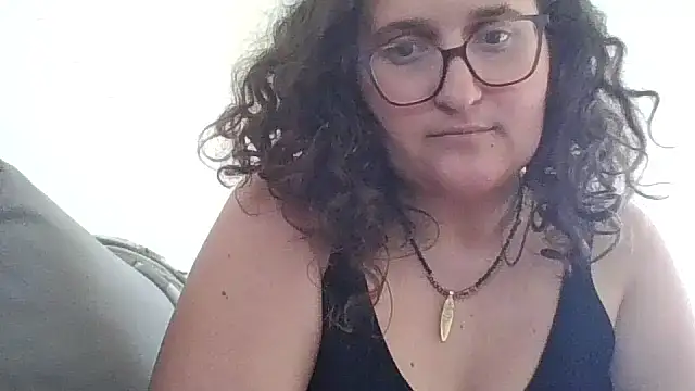 juicyrubies online show from February 2, 2026, 12:59 pm