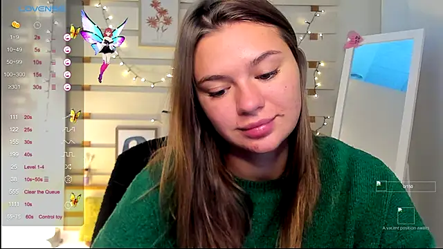 Josephine Kiss online show from October 2, 2025, 2:31 pm