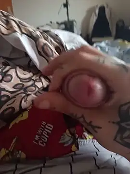 YoungDick25 online show from June 17, 2026, 9:41 am