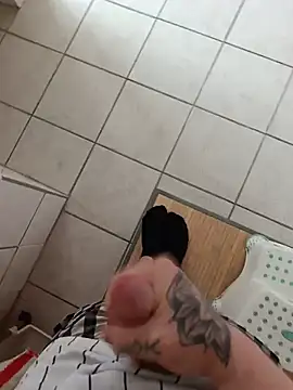 YoungDick25 online show from June 7, 2026, 10:09 am