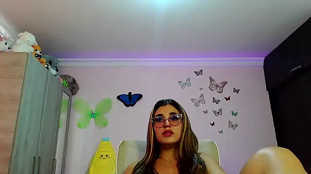 caroline jonson online show from September 10, 2025, 2:16 pm