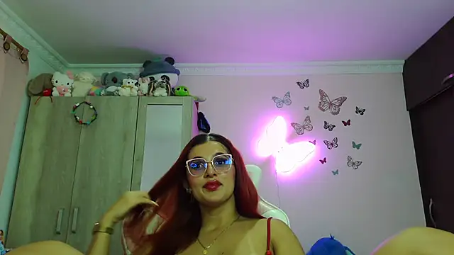 caroline jonson online show from July 6, 2026, 10:01 pm