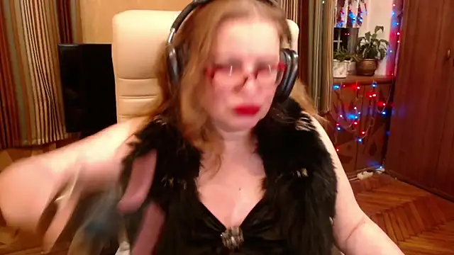 Snapshot of Miss_Tress chatting on February 25, 2026, 10:09 pm Miss Tress online show from February 25, 2026, 10:09 pm