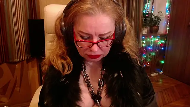 Miss Tress online show from November 6, 2025, 10:47 pm