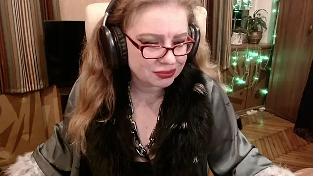 Miss Tress online show from May 7, 2026, 7:39 pm