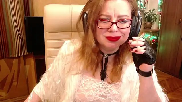 Snapshot of Miss_Tress chatting on February 21, 2026, 8:55 pm Miss Tress online show from February 21, 2026, 8:55 pm