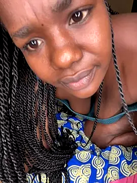 Snapshot of NissyxSawee chatting on December 16, 2025, 7:12 am NissyxSawee online show from December 16, 2025, 7:12 am