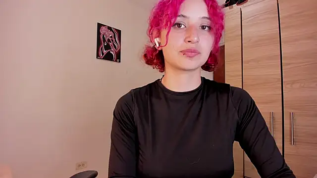 valent 27 online show from October 10, 2025, 6:14 am