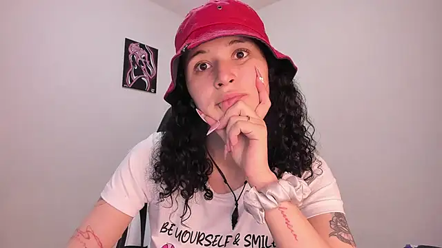 Snapshot of valent_27 chatting on February 8, 2026, 11:46 pm valent 27 online show from February 8, 2026, 11:46 pm