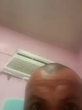 Snapshot of Pedro-Caro chatting on November 30, 2025, 12:11 am Pedro-Caro online show from November 30, 2025, 12:11 am