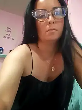 Snapshot of Pedro-Caro chatting on November 10, 2025, 8:25 pm Pedro-Caro online show from November 10, 2025, 8:25 pm