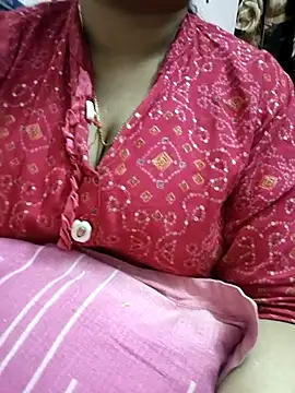 cuteyqueen online show from February 26, 2025, 1:11 pm