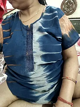 cuteyqueen online show from March 22, 2025, 1:22 am