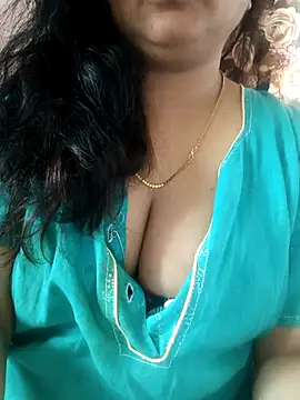 cuteyqueen online show from March 8, 2025, 5:17 am