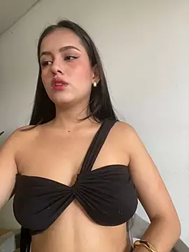 AbbyMillerrr online show from May 2, 2026, 2:33 pm