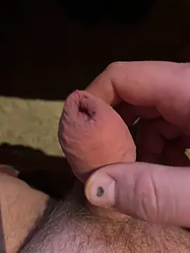 Snapshot of Kemenyfasz93 chatting on March 2, 2025, 7:43 am Kemenyfasz93 online show from March 2, 2025, 7:43 am