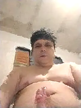 Claudiop2061 online show from May 4, 2026, 12:47 am