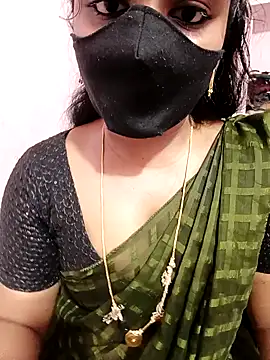 louise92 online show from July 12, 2026, 1:01 pm