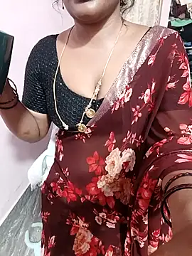 louise92 online show from July 20, 2026, 11:45 am