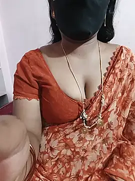 louise92 online show from July 2, 2026, 5:35 am