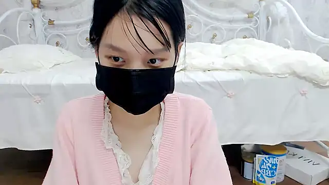 Gyuu-Nyuu online show from January 1, 2025, 5:01 am