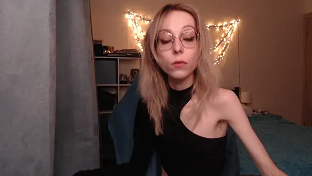 amber quell here online show from February 20, 2025, 3:19 pm